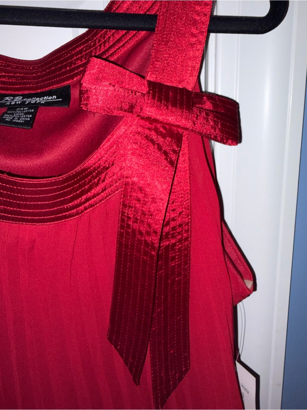 RB Collecion Sleeveless Red Pleated Mini Dress with Shoulder Tie - Picture 3 of 5